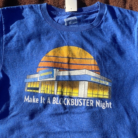 Blockbuster T-shirt - Picture 3 of 4